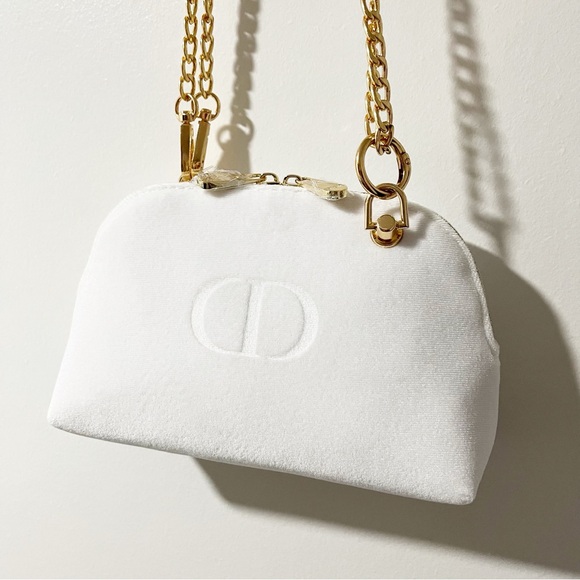 WHITE ONLY • Dior Velvet Bag - Picture 5 of 9